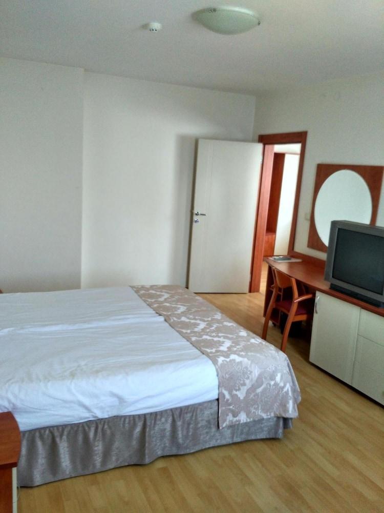 Philippopolis Hotel Plovdiv Bagian luar foto