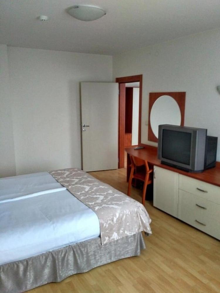 Philippopolis Hotel Plovdiv Bagian luar foto